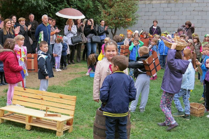 Jesenska svečanost u Cvjetnoj livadi